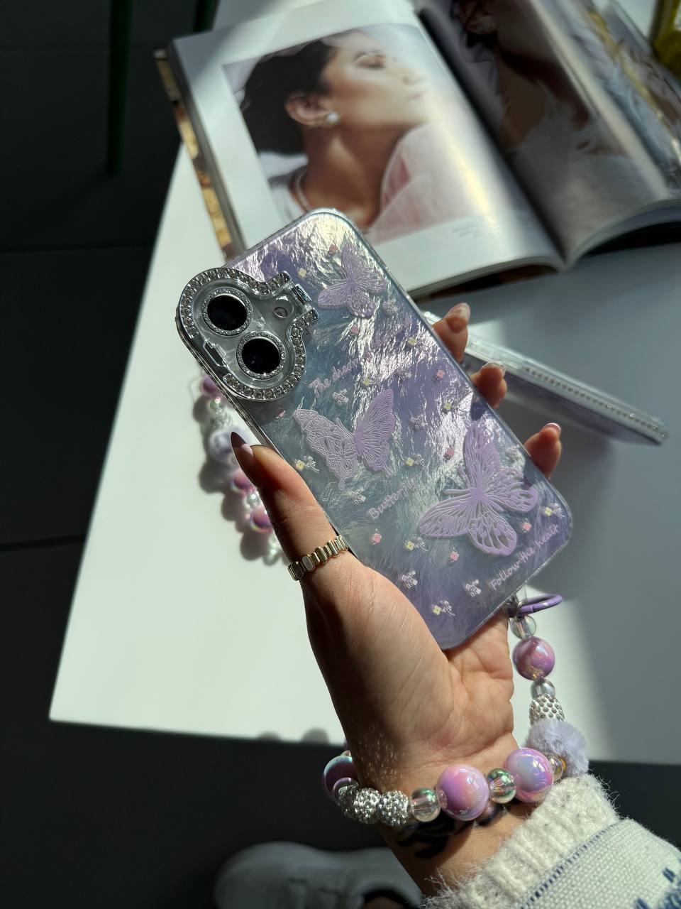 قاب پروانه بنفش